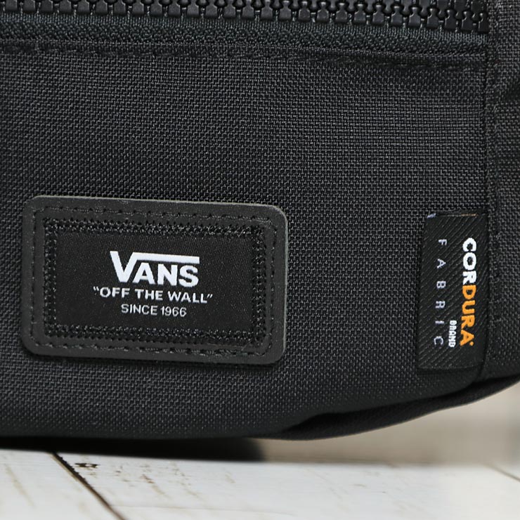 VANS ヴァンズ WARD CROSS BODYPACK ボディバッグ VN0A2ZXX NEW ARRIVALS LUG Lowrs