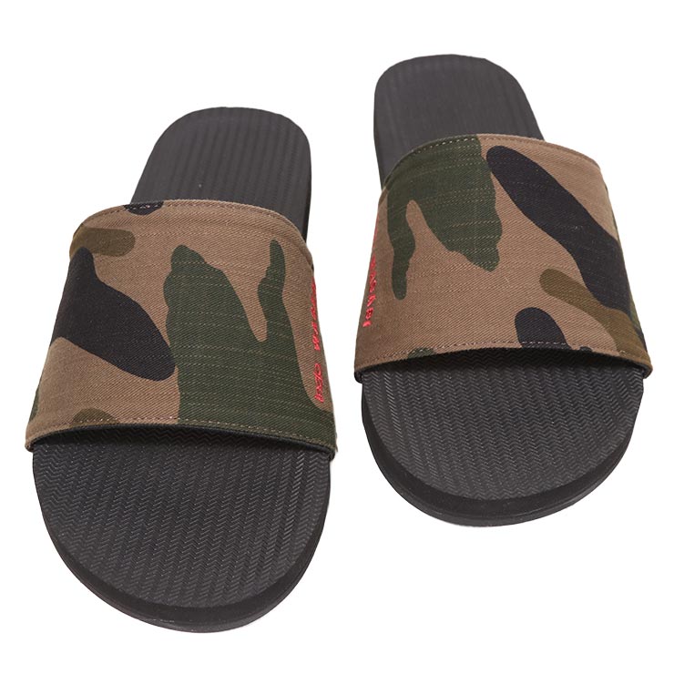 indosole ����ɥ����� WASABI Originals �掠�� ����ܥ������ ��� ��ǥ����� ���饤�ɥ������ ����������� �ꥵ�����륿���䥽���� WASABI SLIDES ESSNTLS BLACK CAMO ��������Ź������