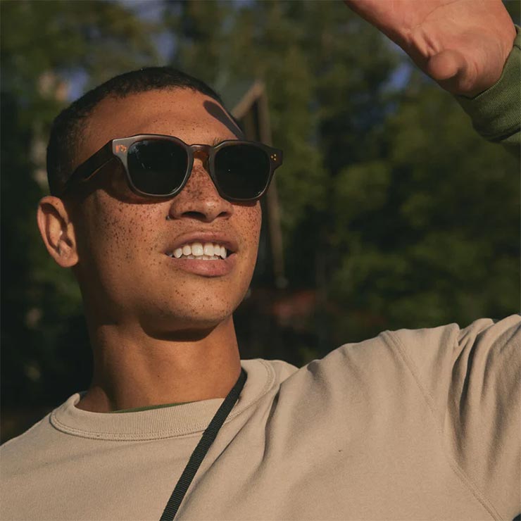 RAEN Optics �졼�� �쥤�� ���󥰥饹 RUNE Split Moab Tortoise Green Polarized �и���� �ݥ�������� ��� ��ǥ����� 100U223RUN-S743-48 ��������Ź������