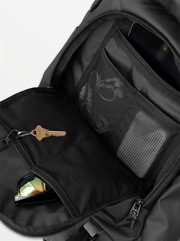 ̵ۥХåѥå VOLCOM ܥ륳 륳 VENTURE BACKPACK BLK VMXX00HMEA Ź