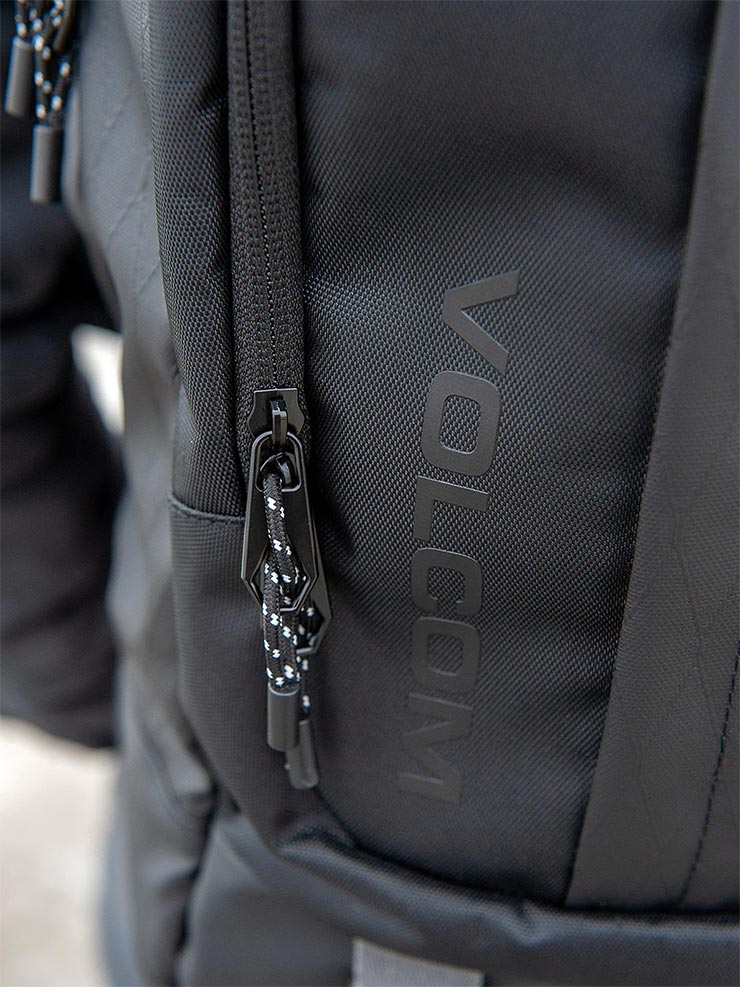 ̵ۥХåѥå VOLCOM ܥ륳 륳 VENTURE BACKPACK BLK VMXX00HMEA Ź