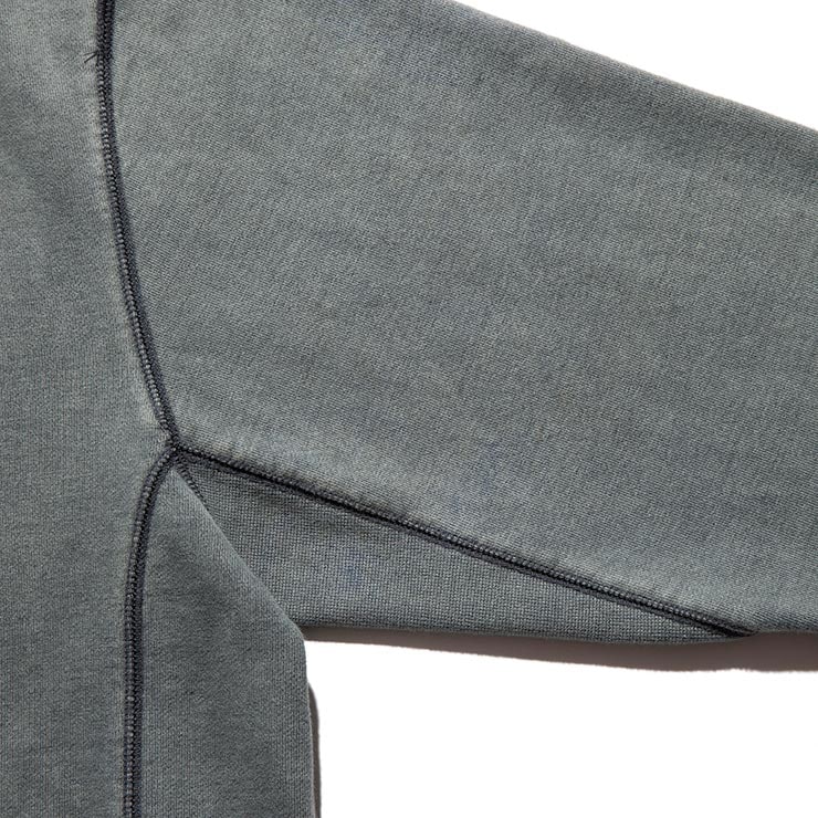 �ץ륪���С��ѡ����� �ա��ǥ� ROARK �������� MEDIEVAL LOGO P/O HOOD SWEAT RSWJ1070-CCL ��������Ź������