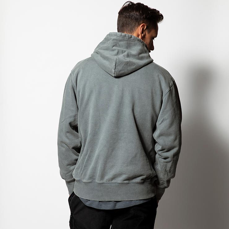 �ץ륪���С��ѡ����� �ա��ǥ� ROARK �������� MEDIEVAL LOGO P/O HOOD SWEAT RSWJ1070-CCL ��������Ź������