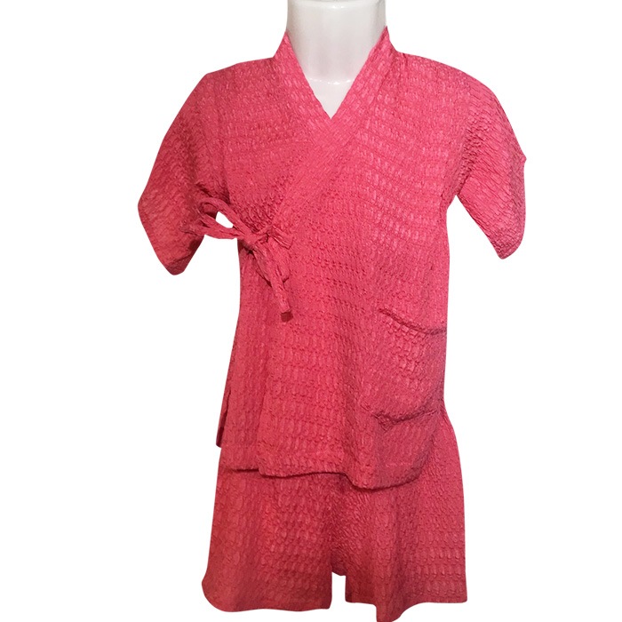 子供用甚平 キッズ ベビー 極上シルク97％ シルクルームウェア スポーツ  紫外線カット UVカット 22匁 絹 パジャマ 寝巻き 部屋着 ナイトウェア 吸湿 保湿 蒸れにくい 肌に優しい天然素材 出産祝い ノンアイロン プレゼント  快眠 睡眠 美肌 防臭 ギフト 京都 秋冬 暖かい バレンタイン