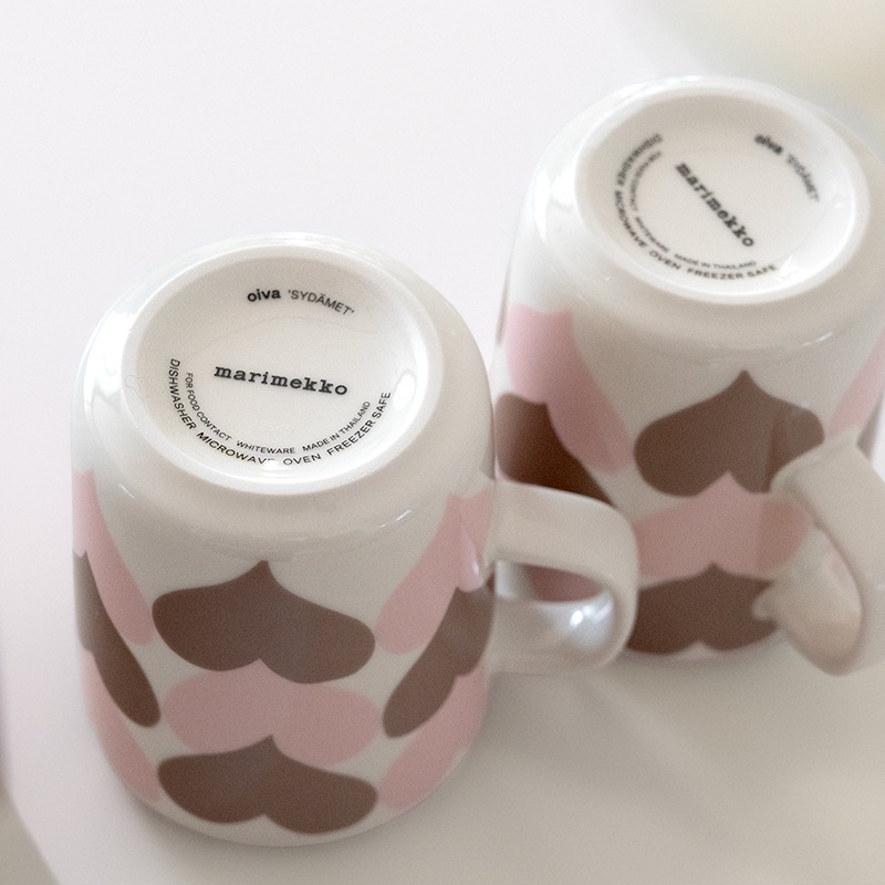 �ܥå�������!marimekko �ޥ��å�  SYDAMET �������åȥޥ����åץ��å� ����� �� �ԥ󥯥��顼��col.70�� 250ml 2�����ꢣ