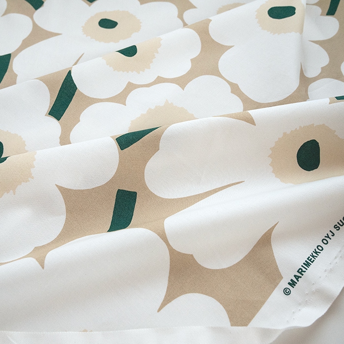 �����ϡ�2026SS �ޥ��å� ���� marimekko PIENI UNIKKO �ԥ��˥��˥å� �١�����ߥۥ磻�ȡߥ��꡼�� �������˥å����åȥ� [col.867]   ��