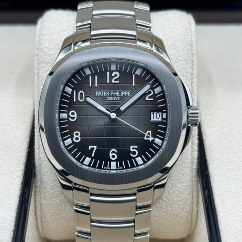 パテックフィリップ アクアノート 5167/1A-001 ブラック・エンボス 40mm