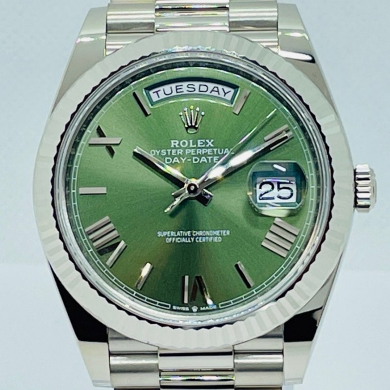 ロレックス デイデイト 228239 ホワイトゴールド オリーブグリーン　ローマン