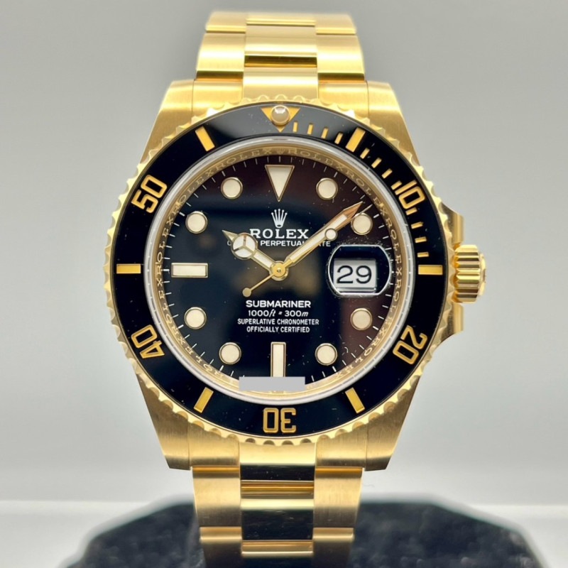 ロレックス サブマリーナデイト 126618LN ブラック 41mm