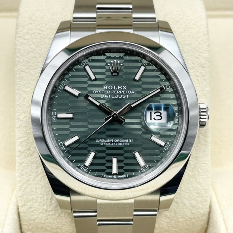 ロレックス デイトジャスト 126300 フルーテッドモチーフミントグリーン　オイスターブレスレット 41mm