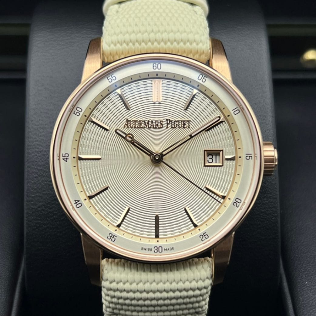 定価440万】 オーデマピゲ CODE 11.59 バイ オーデマ ピゲ