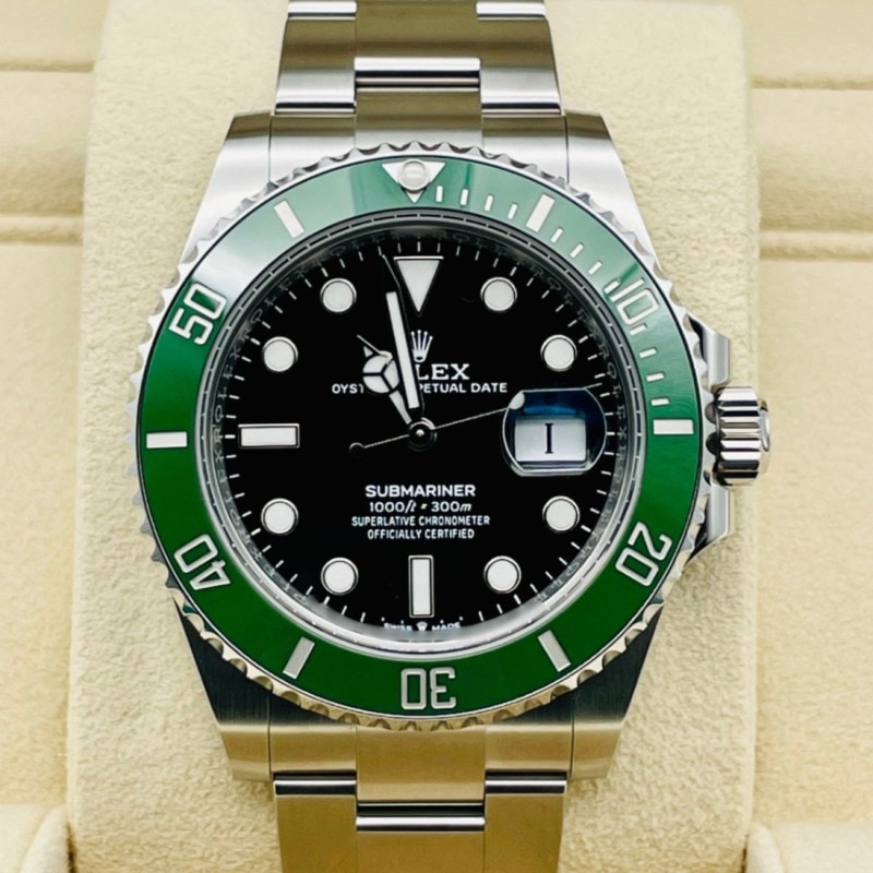 【2024年4月ギャラ】ロレックス サブマリーナ デイト 126610LV オイスターブレスレット ブラック グリーン 41mm