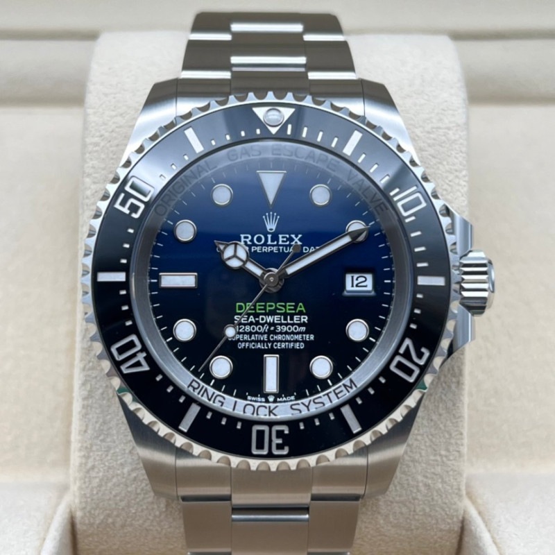 ロレックス シードゥエラーディープシー 136660 Dブルー オイスターブレスレット 44mm