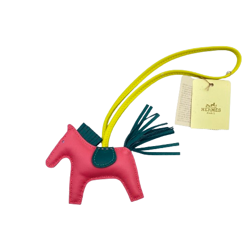 エルメス ロデオ バッグチャーム PM ローズアザレ/マラカイト/ライム アニョーミロ