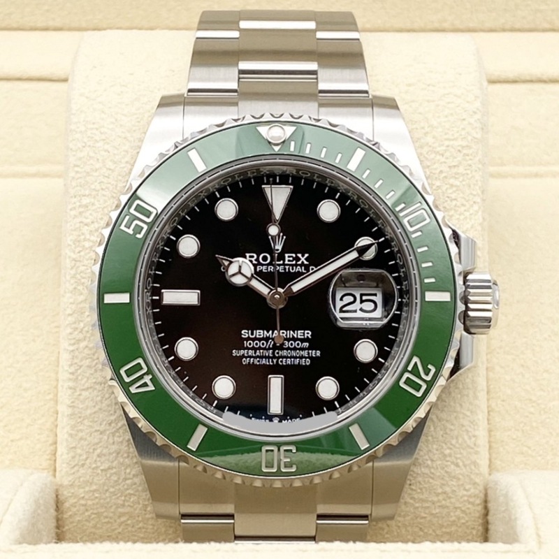 ロレックス サブマリーナ デイト 126610LV オイスターブレスレット ブラック グリーン 41mm