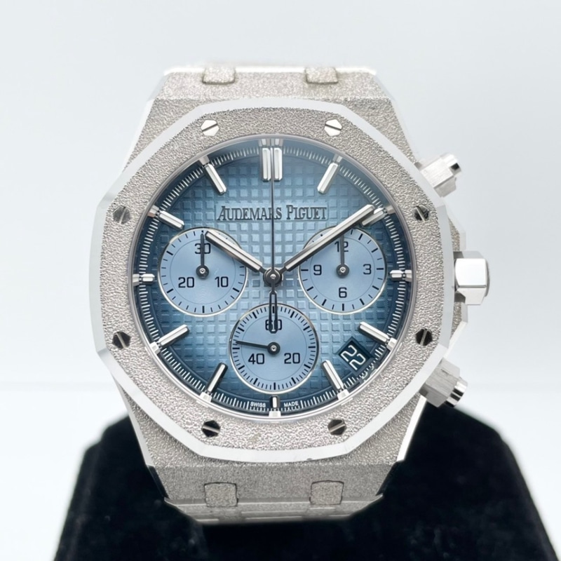 オーデマピゲ ロイヤルオーク 26240BC.GG.1324BC.02 スモークブルー クロノグラフ フロステッドゴールド 41mm