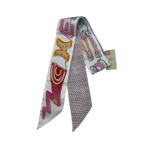 新品未使用❤︎HERMES エルメス ツイリー シュバロスコープ 刺繍 スカーフ エルメス ツイリー CHEVALOSCOPE NEON シュヴァロスコープ ネオン