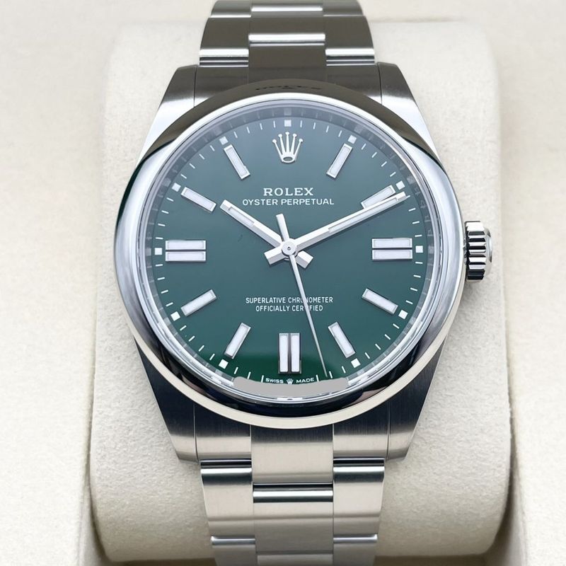 ロレックス オイスターパーペチュアル 134300 グリーン オイスターブレスレット 41mm