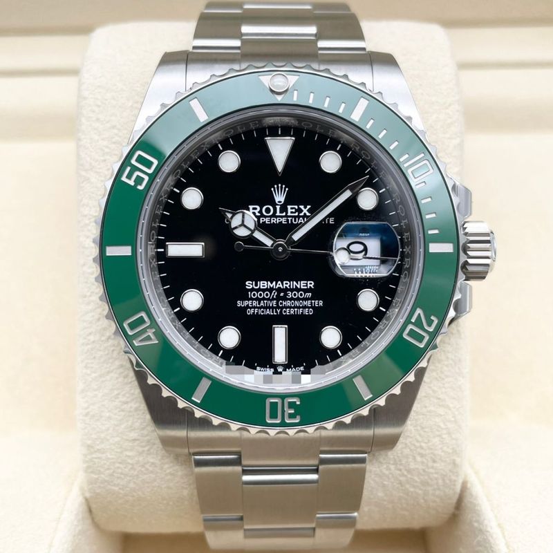 ロレックス サブマリーナ デイト 126610LV ブラック 41mm