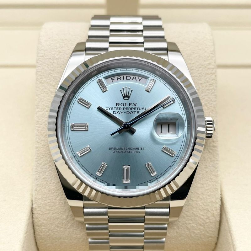 ロレックス デイデイト 228236A アイスブルー 40mm