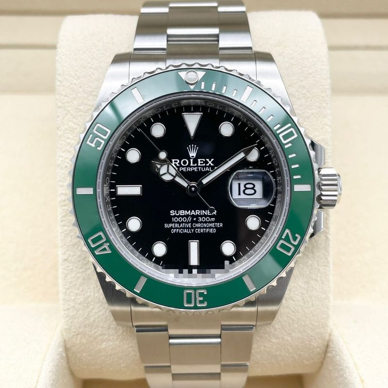 ロレックス サブマリーナ デイト 126610LV ブラック 41mm