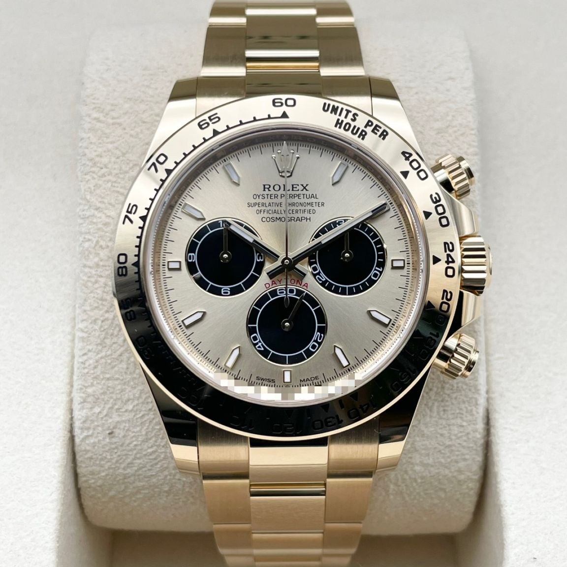 ベティ様　2点おまとめ 保証書日付2025年12月！】ロレックス デイトナ 126508 ゴールデン