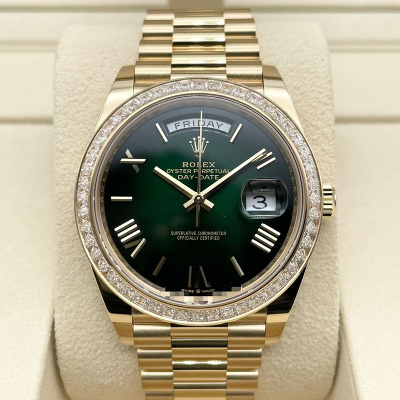 ロレックス デイデイト 228398TBR グリーンオンブレ 40mm