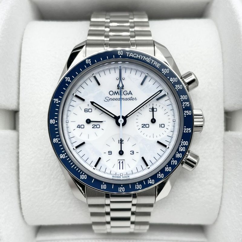 オメガ スピードマスター ミラノ コルティナ202﻿6 522.30.38.50.04.001 ホワイト 38mm