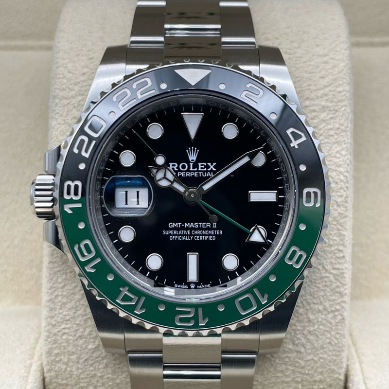 保証書日付2025年12月！】ロレックス GMTマスターII 126710BLNR