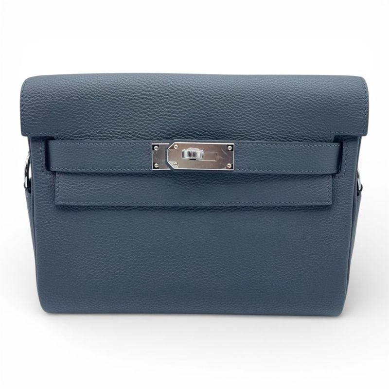 【極美品】エルメス ヴィクトリア40Ⅱ T刻印 2015年 トリヨンクレマンス 極美品】エルメス ヴィクトリア40Ⅱ T刻印 2015年 トリヨンクレマンス