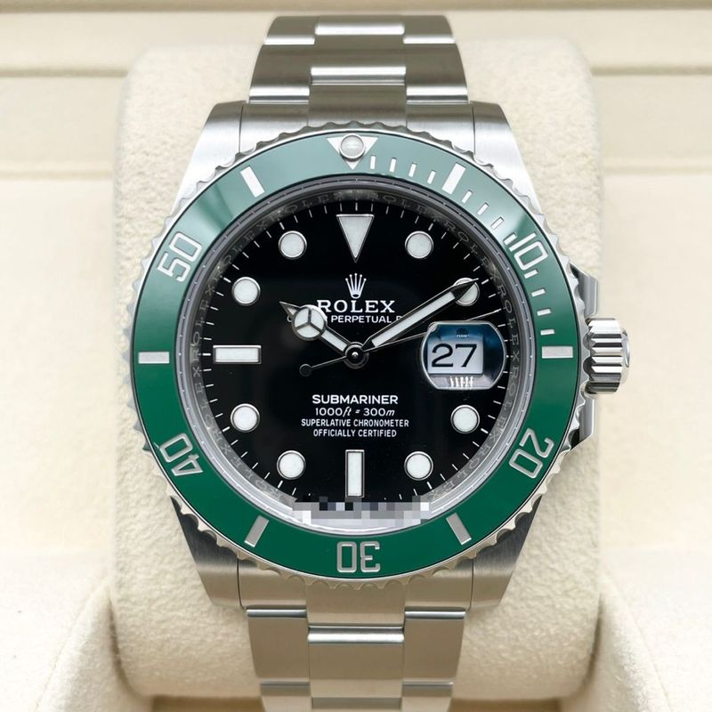 ロレックス サブマリーナ デイト 126610LV ブラック 41mm