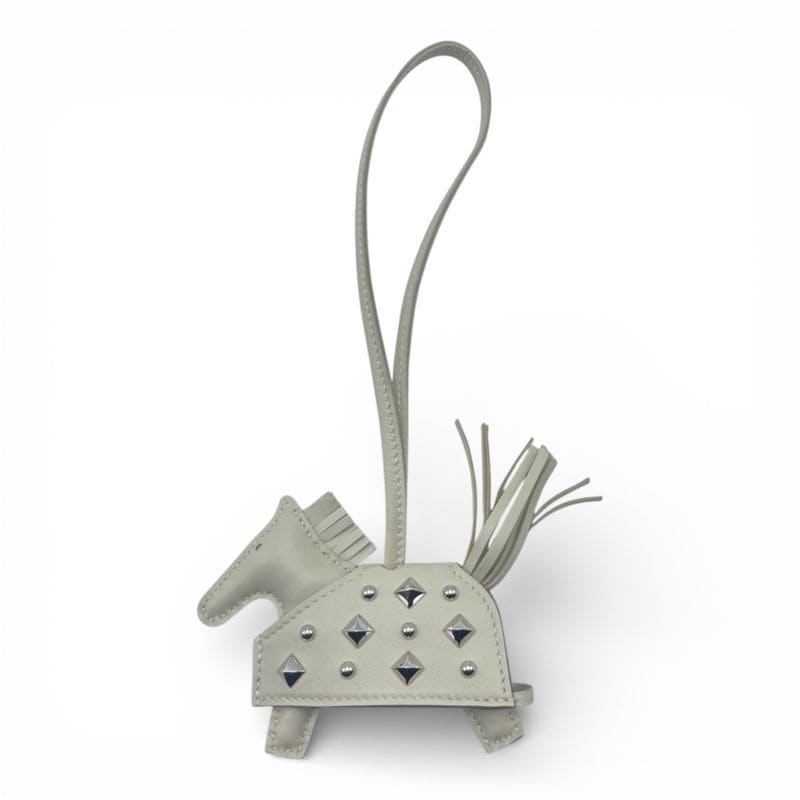 エルメス ロデオチャーム ゴールドスタッツ PM ノワール K刻印