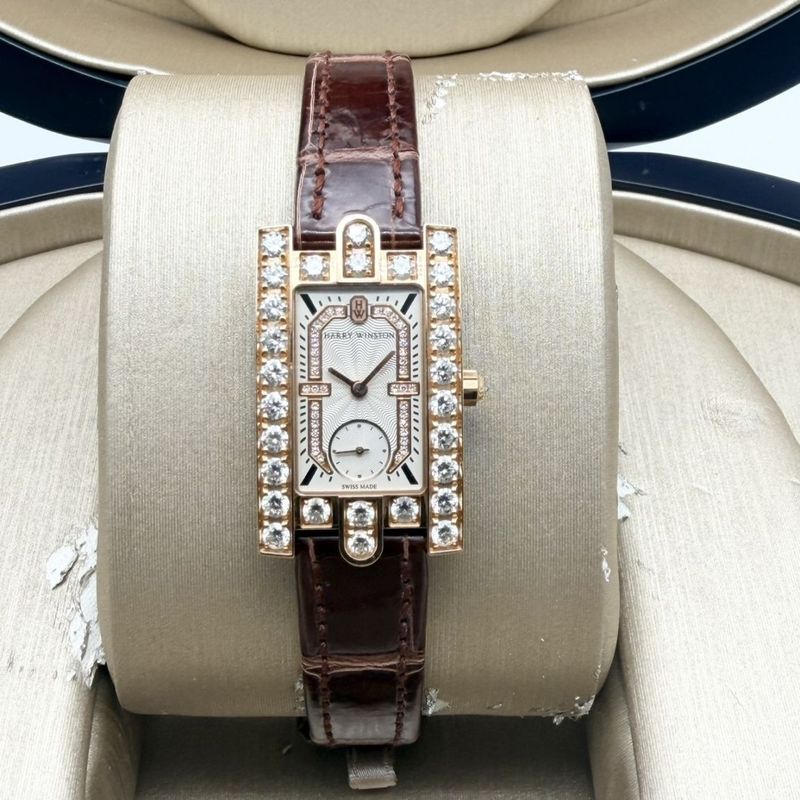 【定価6,149,000円！】 ハリーウィンストン アベニュー AVEQHM21RR122 シルバー 21.4x36.1mm