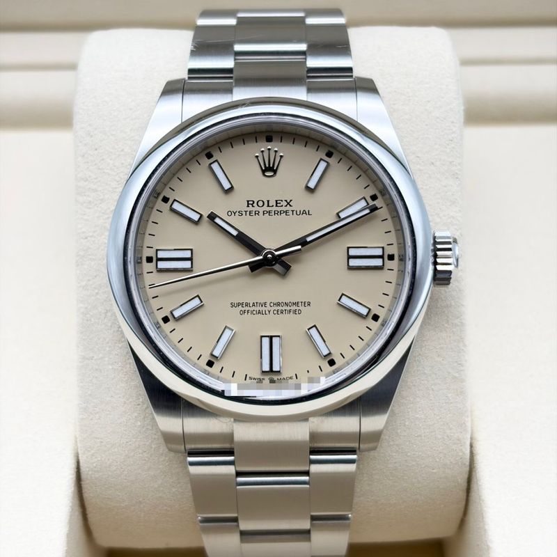 【保証書日付2025年10月！】ロレックス オイスターパーペチュアル 134300 ベージュ オイスターブレスレット 41mm