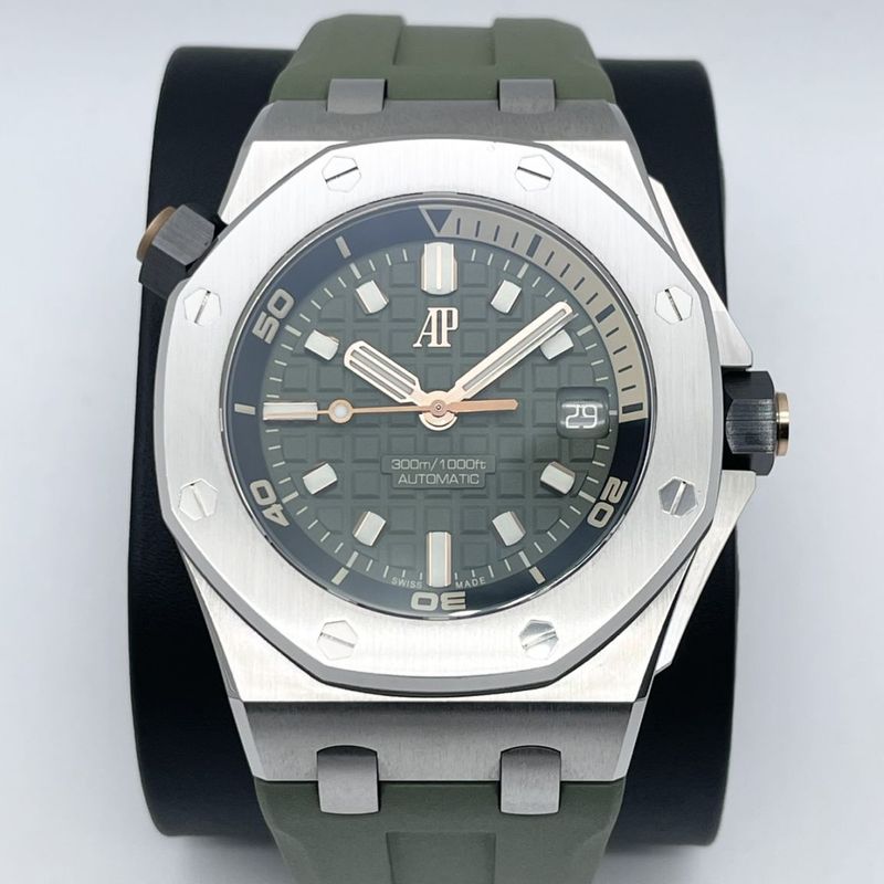 【定価4,620,000円！】 オーデマピゲ ロイヤルオークオフショア 15720ST.OO.A052CA.01 カーキグリーン 42mm