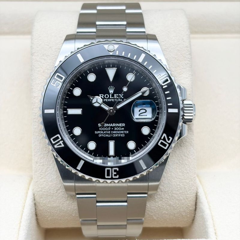 ロレックス サブマリーナーデイト 126610LN ブラック 41mm