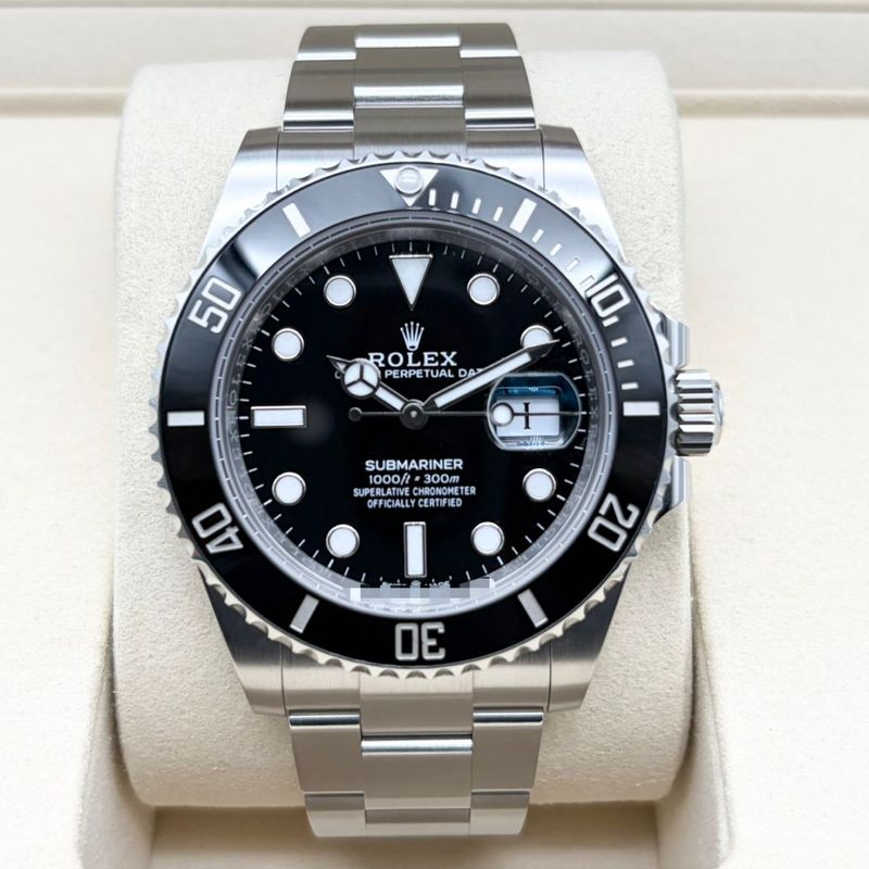 ロレックス サブマリーナーデイト 126610LN ブラック 41mm