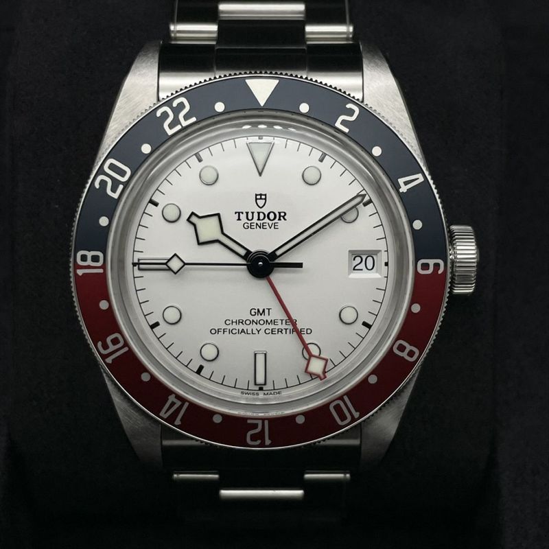 チューダー ブラックベイ GMT 79830RB ホワイト 41mm