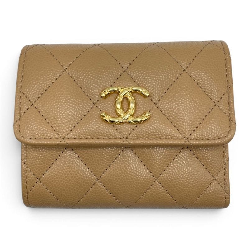 希少レア★CHANEL 財布　ウォレット★ シャネル 二つ折り財布 ココマーク マトラッセ スモールウォレット