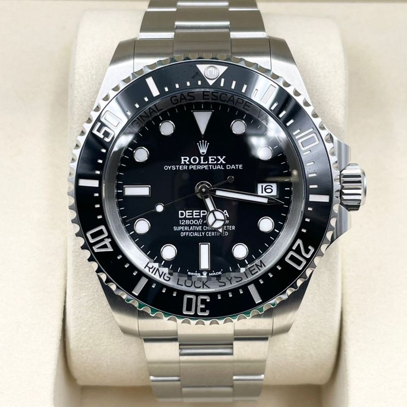 【保証日付2026年6月】ロレックス ディープシー 136660 ステンレススチール ブラック 44mm