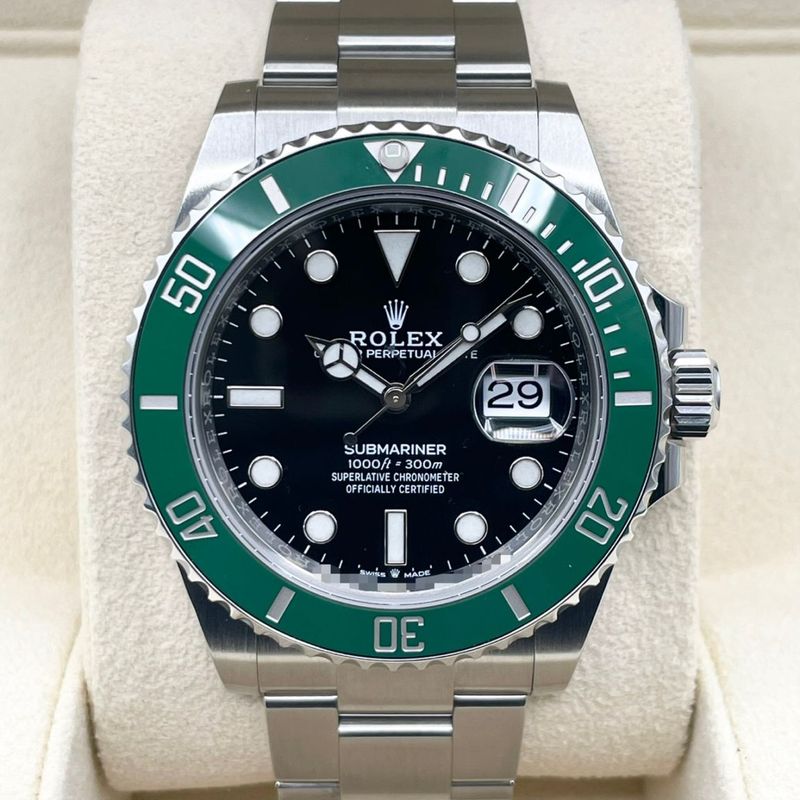 ロレックス サブマリーナ デイト 126610LV ブラック 41mm
