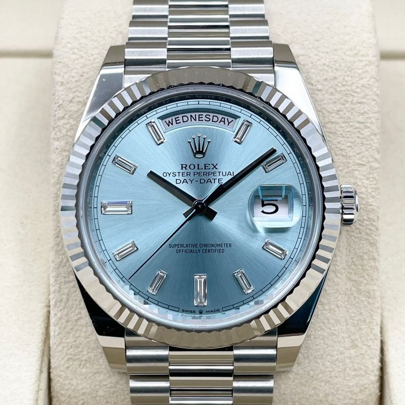 ロレックス デイデイト 228236A アイスブルー 40mm