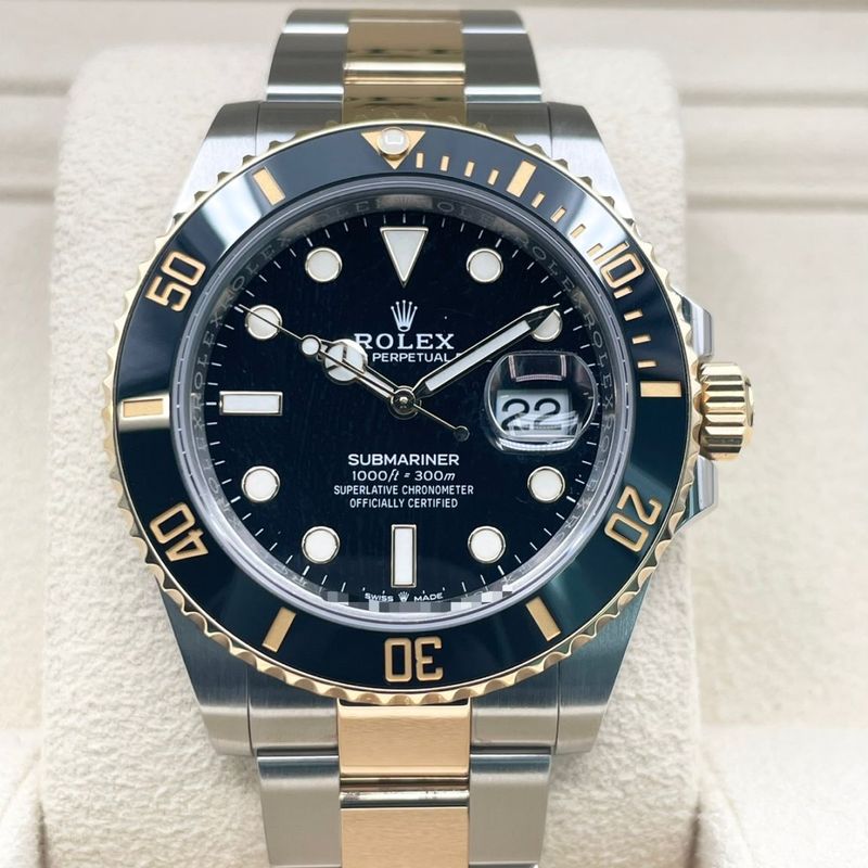【定価以下！定価2,883,100円】ロレックス サブマリーナーデイト 126613LN ブラック 41mm