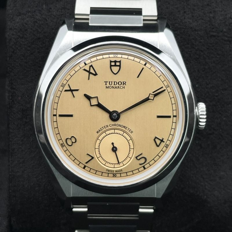 チューダー モナーク 2639W1A0U ダークシャンパン 39mm