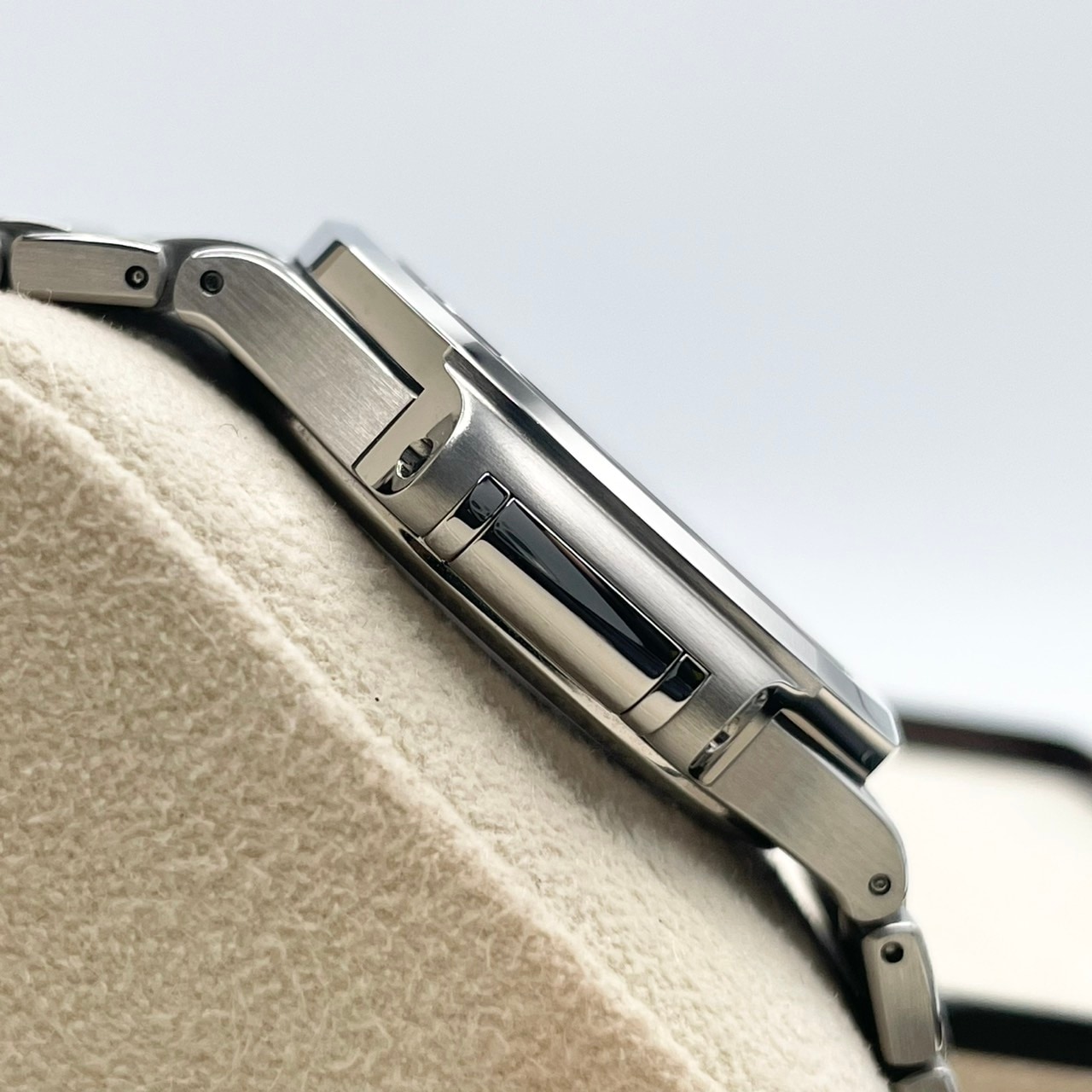 パテックフィリップ ノーチラス 7118/1A-001 ブルー・オパーリン ステンレススチール 35.2mm