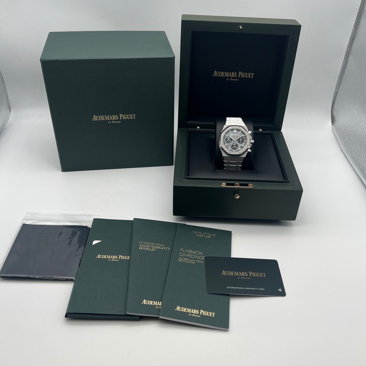 オーデマピゲ ロイヤルオーク 26240BC.GG.1324BC.01 シルバー クロノ  