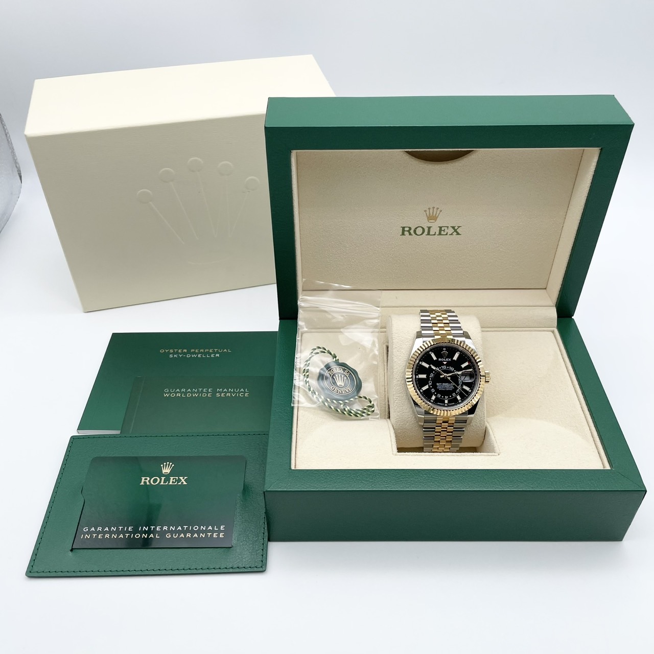 ロレックス スカイドゥエラー 336933 ブラック 42mm