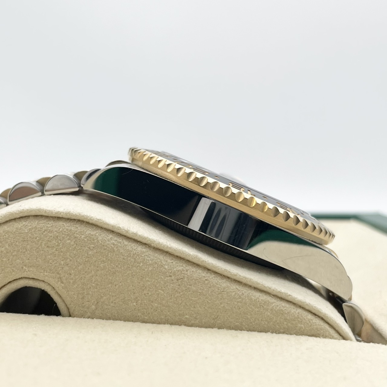 ロレックス GMTマスターII 126713GRNR ジュビリーブレス 40mm