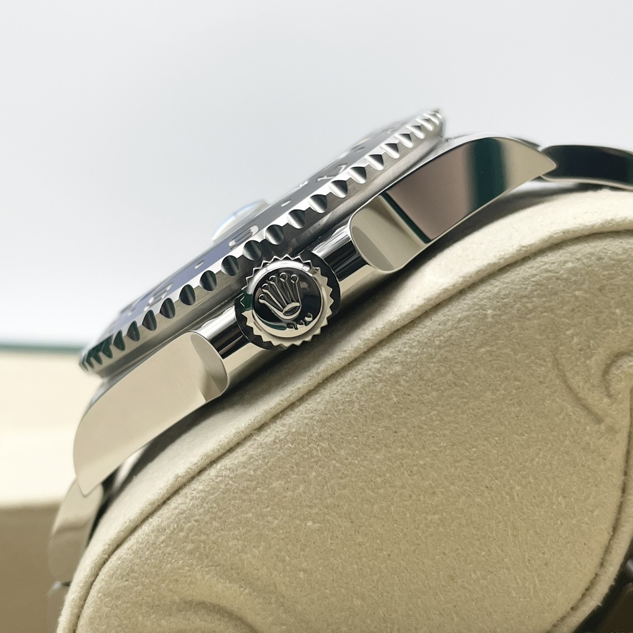 ロレックス GMTマスターII 126710BLNR バットマン オイスターブレス ブラック 40mm