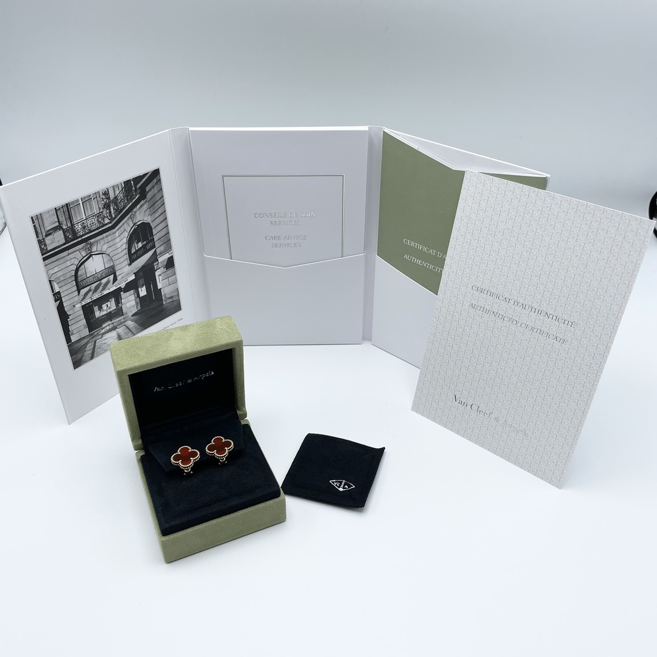 【定価以下での販売】ヴァンクリーフ&アーペル アルハンブラ イエローゴールドカーネリアン ピアス